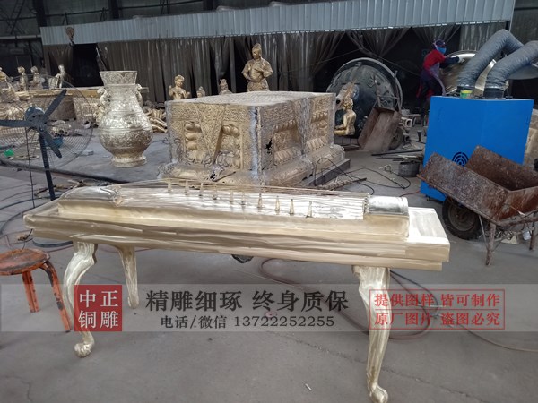 古箏銅雕塑.jpg
